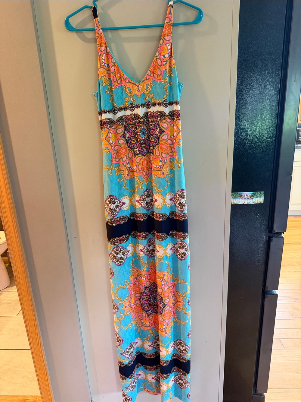 Source Unknown Turquoise & Orange Printed V-Neck Maxi Dress